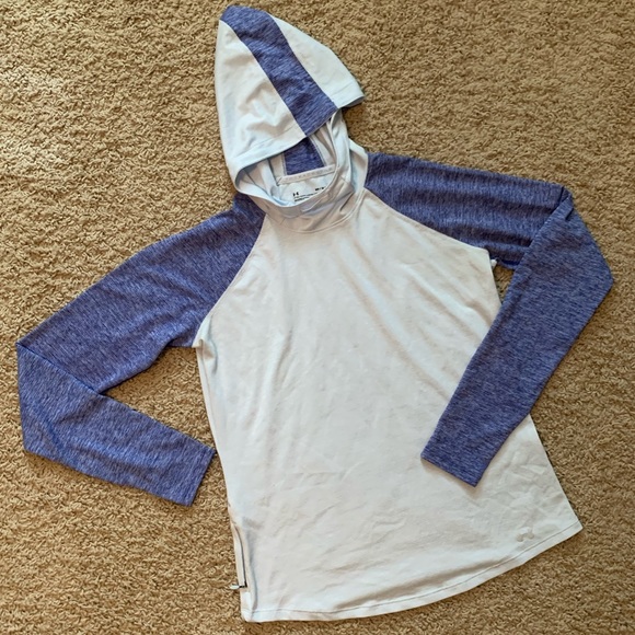 light workout hoodie